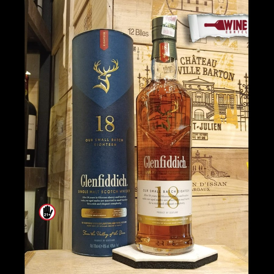 WHISKY GLENFIDDICH 18 Year Old Single Malt Scotch Whisky 700 mL