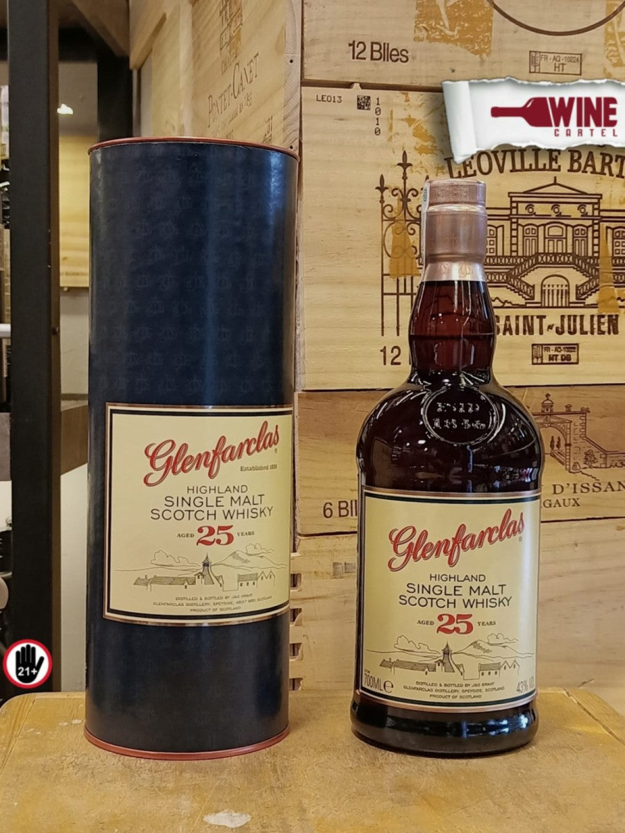 WHISKY Glenfarclas 25 Years Single Malt Scotch Whisky 700mL