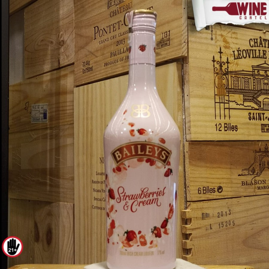 LIQUEUR Baileys Strawberries and Cream 700mL IRELAND