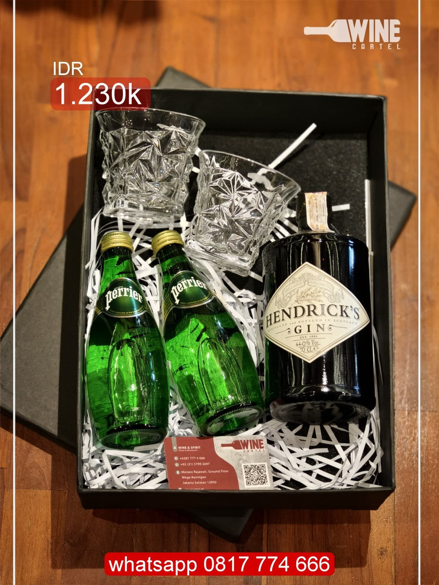 HAMPERS BIRTHDAY GIN Hendricks Gin Spirits Hendrick Gin [700 mL]