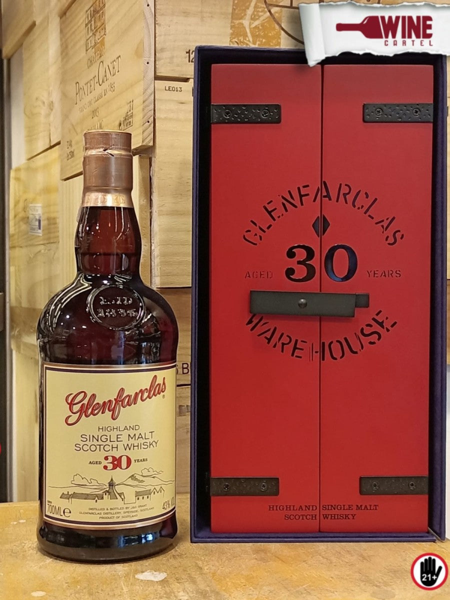 WHISKY Glenfarclas 30 Years Old Single Malt Scotch Whisky 700mL