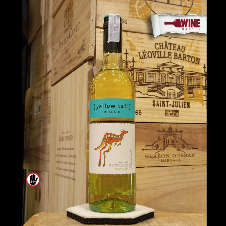 WHITE WINE Yellow Tail Moscato 750 ml AUSTRALIA